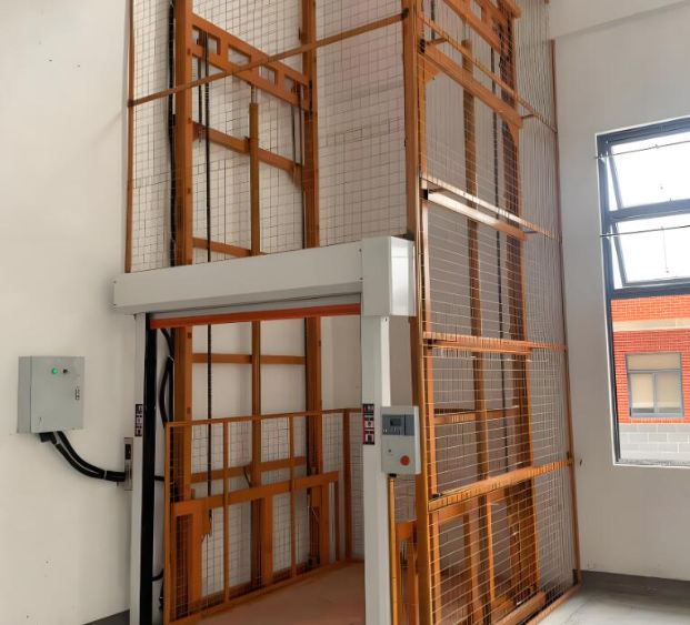 晴隆升降货梯是特种设备码